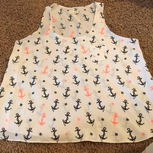 Maison Jules swing tank